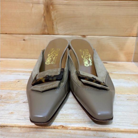 Vintage Salvatore Ferragamo leather Kitten Heel Slide Mules - Women’s 8.5 - Picture 4 of 8